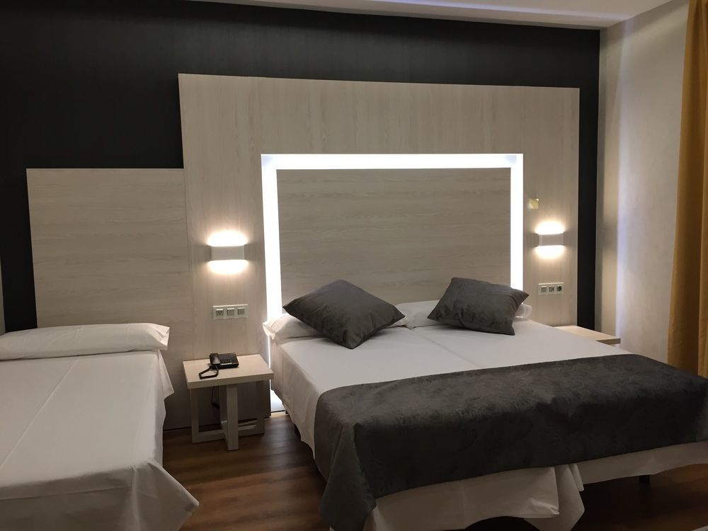 Hostal Lisboa Hotel Madrid Kültér fotó