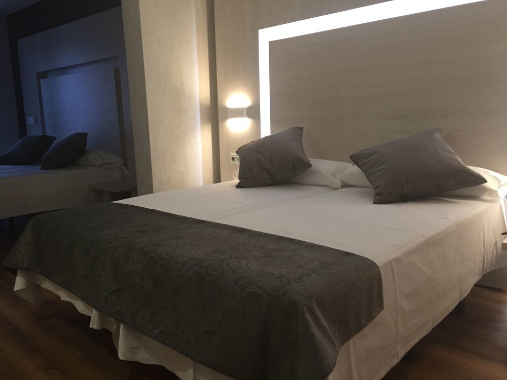 Hostal Lisboa Hotel Madrid Kültér fotó